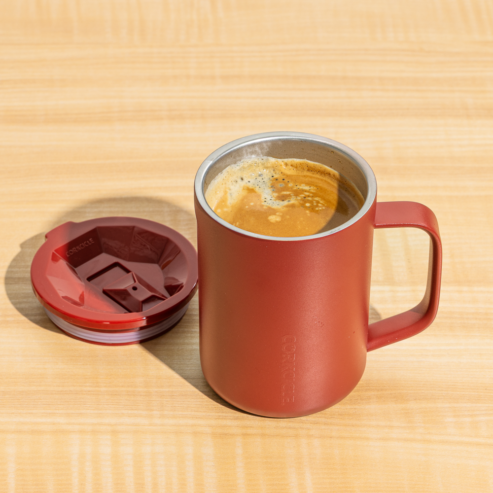 classic-coffee-mug-c0 0e6c7c119b59--2516RB-lifestyle.png