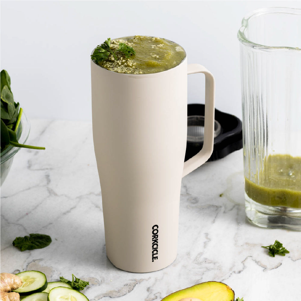 cold-cup-xl-b3 588f4a27c4cf--2230CLT-lifestyle.jpg