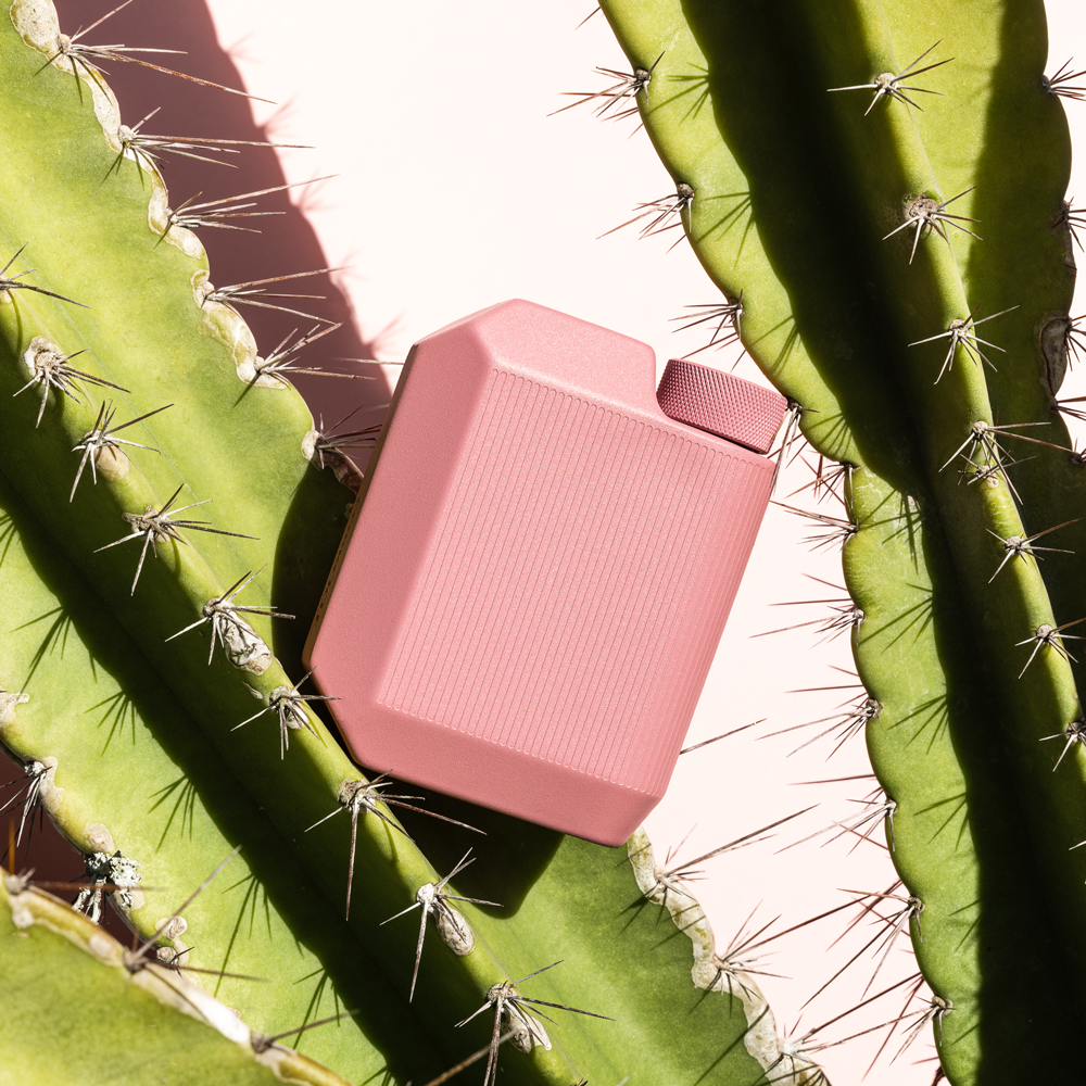 cool-flask-v0 6c7babc2d202--Flask-Lifestyle-7.png